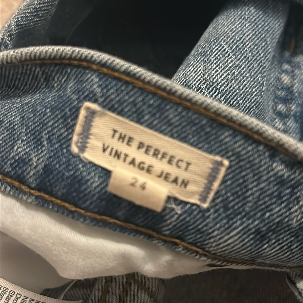 Madewell Women’s Perfect Vintage Jean Size 24
